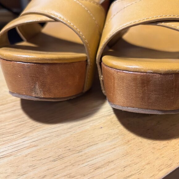 Authentic Womens Tory Burch Tan Almita Mid Wedge Wood Heel Leather Sandals 9 - Picture 13 of 13